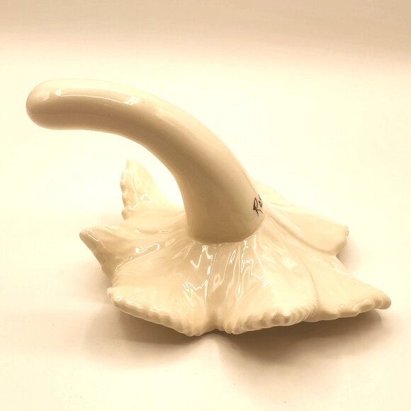 Vtg Epergne Wedding Bouquet Holder White Ceramic Floral Bridal Flower Vase *PICS - Picture 9 of 9